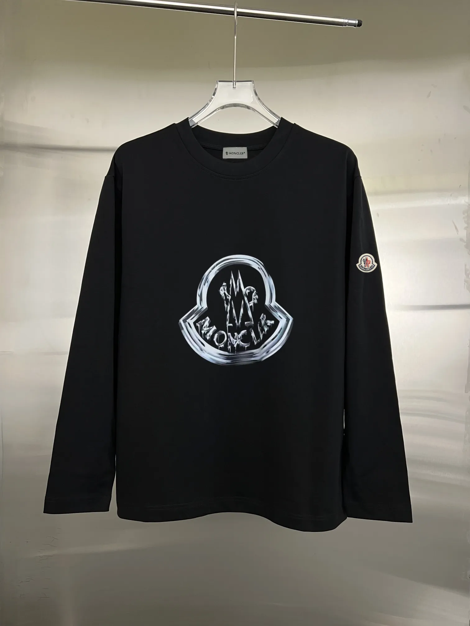 ：Moncler/ T ：300 100% ：320 ： ：White Black Size：S M L XL Same Style
